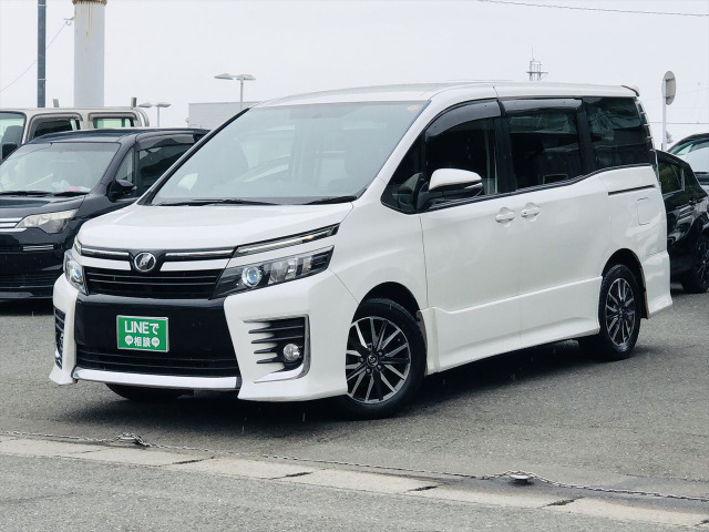 トヨタ ヴォクシー 