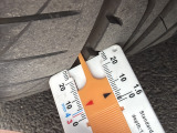 【リアタイヤ 溝5.5mm】