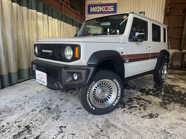 ジムニーノマド 1.5 FC 4WD オーディオレス 登録済み未使用 LED