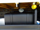 燃料タンク100L 右シャシリア工具BOX