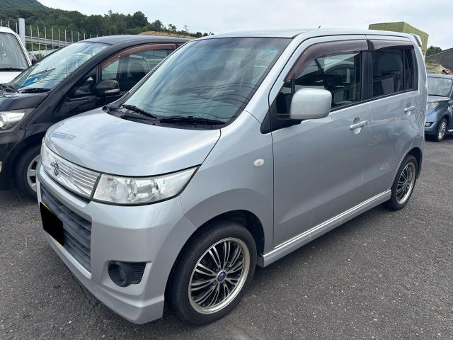 ワゴンRスティングレー X 4WD シートヒーター スマートキー