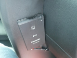 ETC車載器付き☆ETC専用カードを差し込んでいれば料金所も楽に通行できます(・&forall;・)イイネ!!