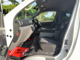 ご購入後、車検やもしものときの修理などのアフターサービスも行っております。提携整備工場があるので安心価格♪
