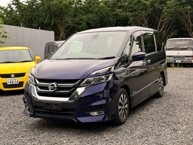 日産 セレナ 