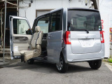 福祉車両ウェルカムシート助手席電動リフトシート