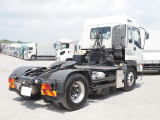 ギガ トラクタ トラクタヘッド 7速M/T 第五輪11.