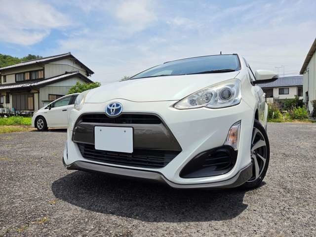 アクア 1.5 X-URBAN ワンオーナー 禁煙車 Bluetooth