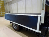 荷台内寸:240&times;160&times;38 三方開 タダノ3段 2.53t吊り TM-ZE253HR ラジコン/フックイン付 ※令和8年3月クレーン年次点検済