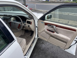 納車までの間代車が必要な方は成約後から御納車までの間、無料で代車を貸出するサービスございます(無料代車がない場合もございますので事前にお申し付けください)また当社指定のレンタカーをご用意する事も可能です