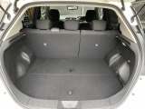 トランク広々してます!お問い合わせはTEL06-6430-1230 E-mail cars_genesis2007@yahoo.co.jpまで!!☆