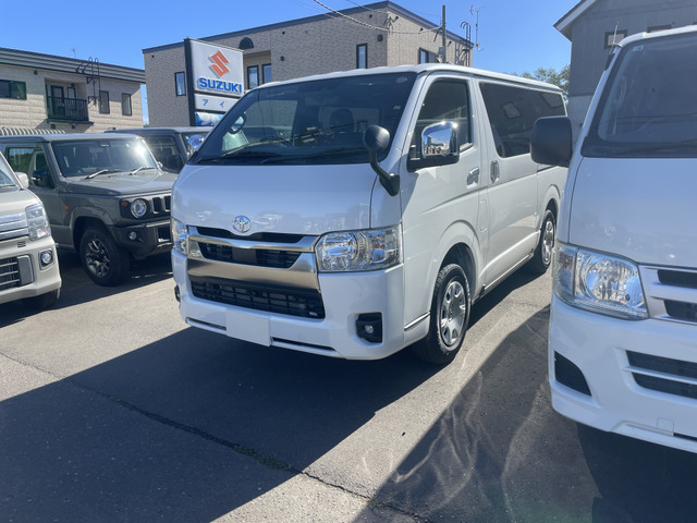 トヨタ ハイエースバン 