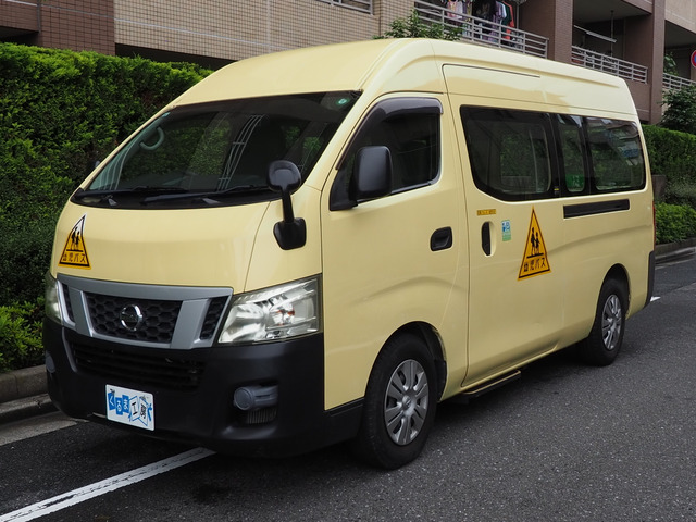 日産 NV350キャラバン 