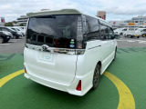 ヴォクシー 2.0 ZS 禁煙車/純正ナビ/バックカメラ/ETC