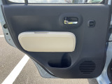中古車となりますので、在庫車輛につきましては、基本的にご来店頂き現車確認をお願い致します。ご遠方等でご来店が厳しい場合には、オンライン商談(ビデオ通話)も可能です!