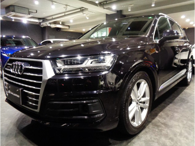 アウディ Q7 