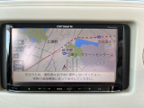 TVナビ、CD/DVD、Bluetoothオーディオなど多機能なデッキ付き!