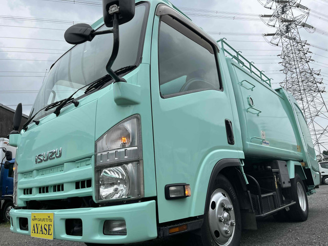 エルフ 塵芥車 2t積み巻込み式パッカー車5.1立米
