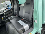 車内3人乗り仕様!