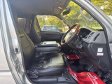 買ったばかりの愛車、ずっときれいにしていたいですよね!ご購入いただいたお車を綺麗な状態に保てるよう、コーティングなどのオプションもご用意しております。詳しくは店舗までお問い合わせください♪