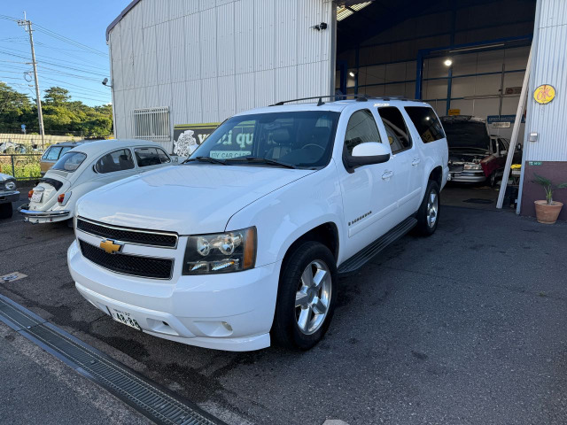 シボレー サバーバン 1500 LT 5.3 V8 の中古車詳細 (164,000km