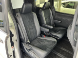 ご納車前に法定点検を提携整備工場にて行い、より良質なお車をご準備させて頂きます。