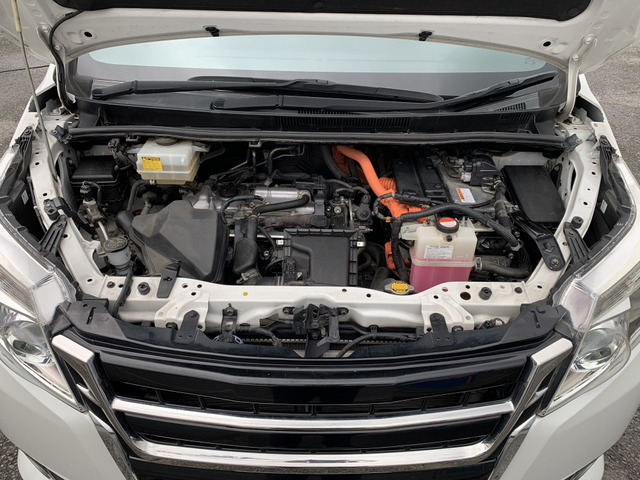 トヨタ エスクァイアハイブリッド 1.8 Gi フリップダウンモニターTRD