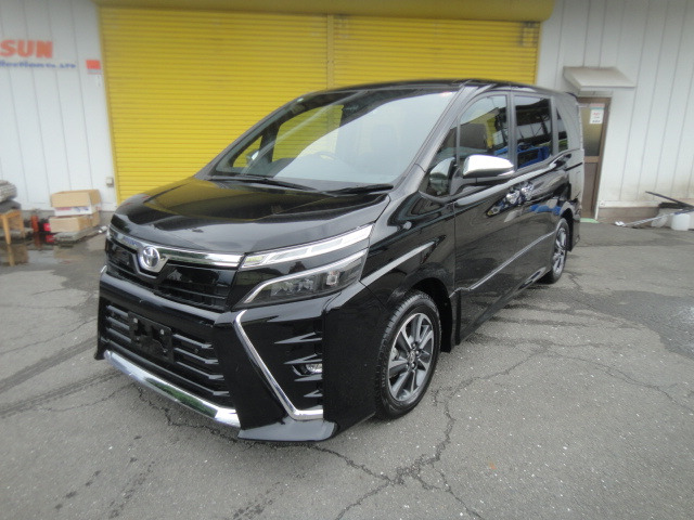 トヨタ ヴォクシー 