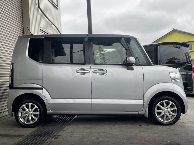 ホンダ N-BOX G ターボパッケージ 4WD パワースライドドア の中古車