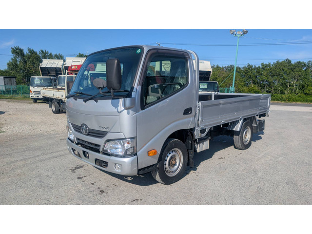 ダイナ  1.35t平ロング 4WD