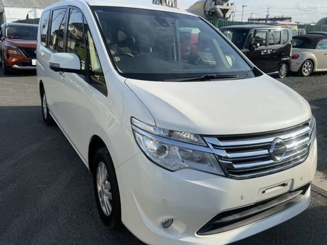 セレナ 2.0 20G 4WD 両側電動スライドドア 全周囲カメラ TV