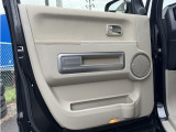 内装クリーニングも行っております。専門スタッフが愛車をピカピカに仕上げさせていただきます。