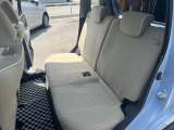 明るいベージュ内装!綺麗で使用感も少ない車両です。