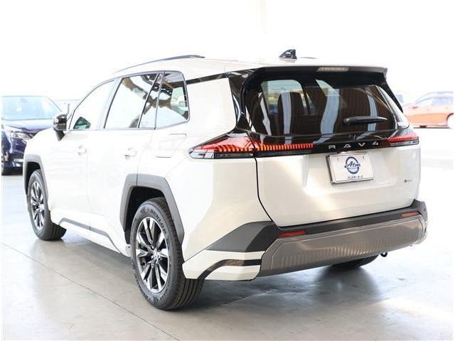 トヨタ RAV4 2.5 Z E-Four 4WD 未使用車・モデリスタエアロ・Pルーフ付
