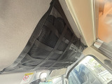 運転席上にもネットがございます!