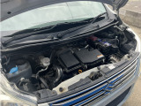 エンジンルームはいたってノーマルです。納車前に法定12ヶ月点検を受けてからのお渡しになりますの安心してお乗り頂けます。この機会にご検討ください。