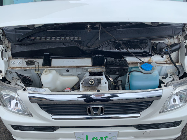 【埼玉県】バモス H28 13.5万km MT 車検あり 白 リア凹みあり ホンダ バモス M 4WD 車検2年 の中古車詳細 (94,951km, プレミアム