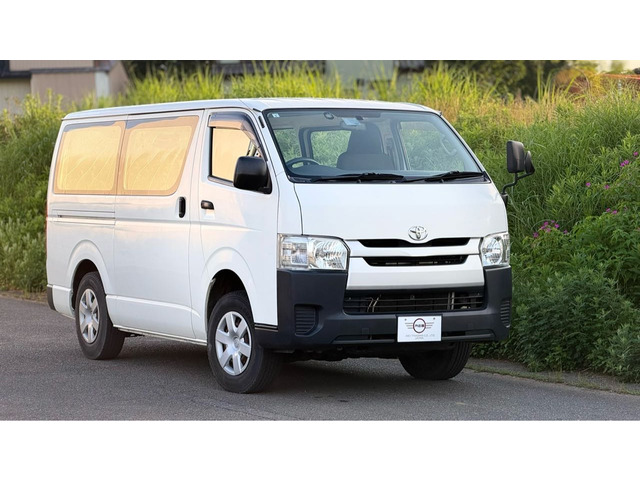 トヨタ ハイエースバン 