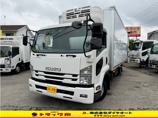 フォワード 冷蔵冷凍車 格納ゲート付きエアサスワイド6.2m