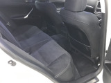 【試乗OK】お車の移動や手続きなどございますので、ご希望の際はご来店日時を前日までにご連絡ください。ナンバープレートの無い車の公道での試乗は、スタッフの運転となります。場内試乗は可能です。