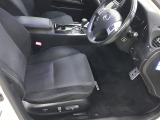 【展示車両について】 低価格を実現するため、微細な傷などは修理せずに展示している場合がございます。できるだけご説明させて頂くようにしておりますが、ご不安な方はスタッフまでお尋ねください。