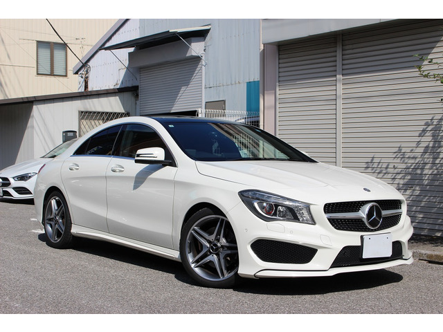 CLAクラス CLA250 AMGスポーツ パノラマガラス電動ルーフ