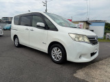 セレナ 2.0 20G S-HYBRID 中古販売・平成25年・ワゴン自動車