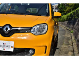 【消耗品交換含む】全車を対象に必要に応じて、消耗品交換一式を総額表示価格に含んでおります。(バッテリー、エンジンオイル、フィルター類、ワイパーゴム、エアコンフィルター、ドライブベルト、ブレーキパット)