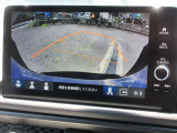 ガイドライン付きのバックモニター!