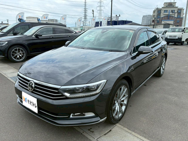 パサート TSI ハイライン 全方位カメラ 本革レザーシート