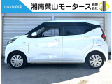 令和3年式デイズS、人気のホワイト、衝突被害軽減ブレーキ、車線逸脱警報システムも装備したオススメの1台です。