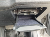 【全国納車OK】 現車をご覧になれないお客様でも、安心してお車をご購入いただける環境を整えております。 色々な角度から撮影したたくさんの画像など豊富な資料送りいたしております。