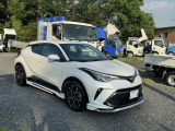 車両右側前面:栃木県栃木市Hi TRADING(ハイトレーディング)と申します。高速東北道『佐野藤岡インター』出て約3分,『道の駅みかも』様ヨコ,ラーメン屋さん並びに店舗がございます♪現車確認いただけます!