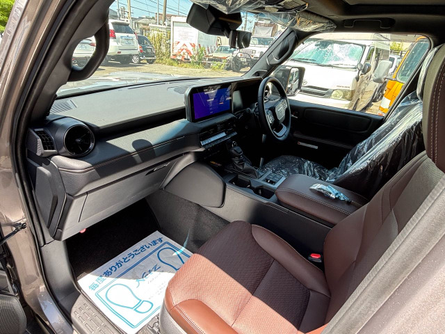 専用ページ　運転席側 トヨタ ランドクルーザー250 2.8 ZX ディーゼル 4WD ☆未使用車☆全