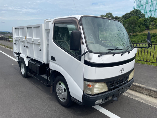 トヨエース  2t・P/G付/土砂禁深ダンプ